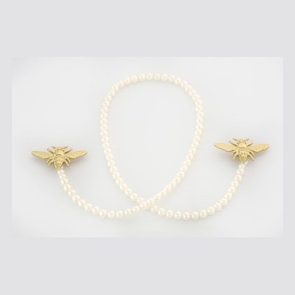 Two Bees 008 + Small pearls - Dorado