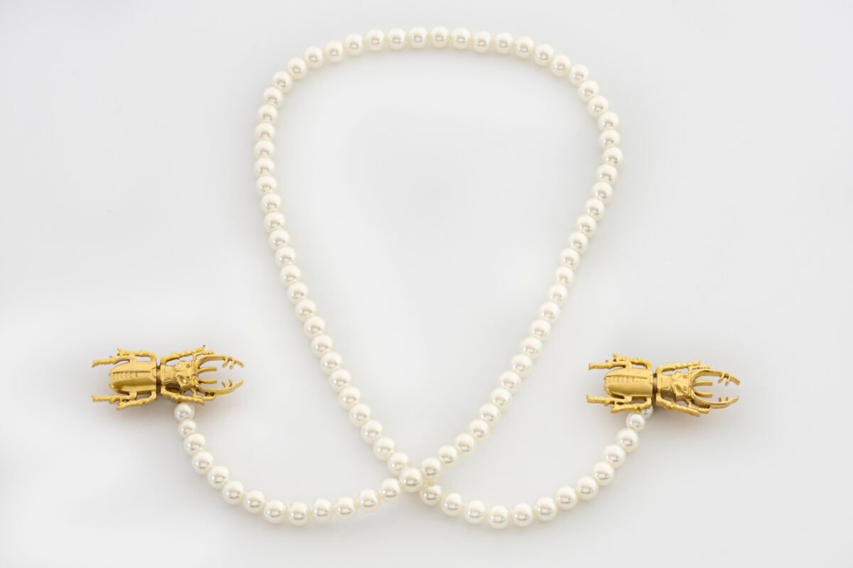 Two Maculi 008 + Small pearls - Dorado