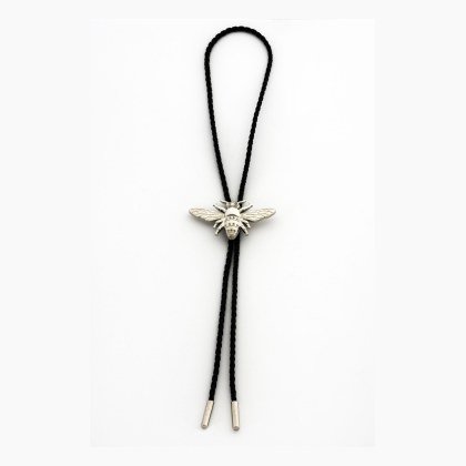 One Bee 003 + Leather Bolo Tie - Plateado