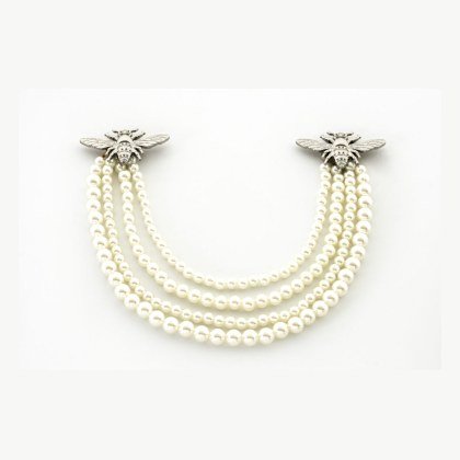 Two Bees 009 + 4 Strings of Pearls - Plateado
