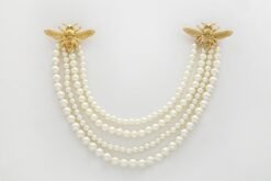 Two Bees 009 + 4 Strings of Pearls - Dorado