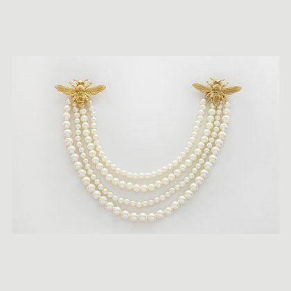 Two Bees 009 + 4 Strings of Pearls - Dorado